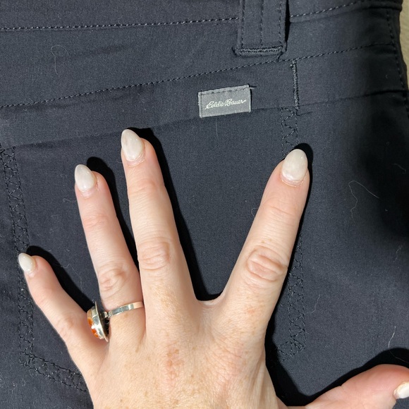 Eddie Bauer Black Adventurer 2.0 Skort Women’s Size 4 - Picture 10 of 11